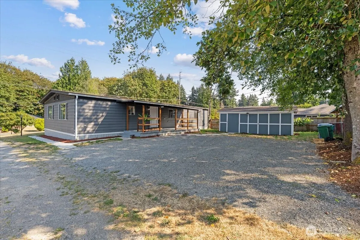 18033 116th Avenue SE, Renton, WA 98058