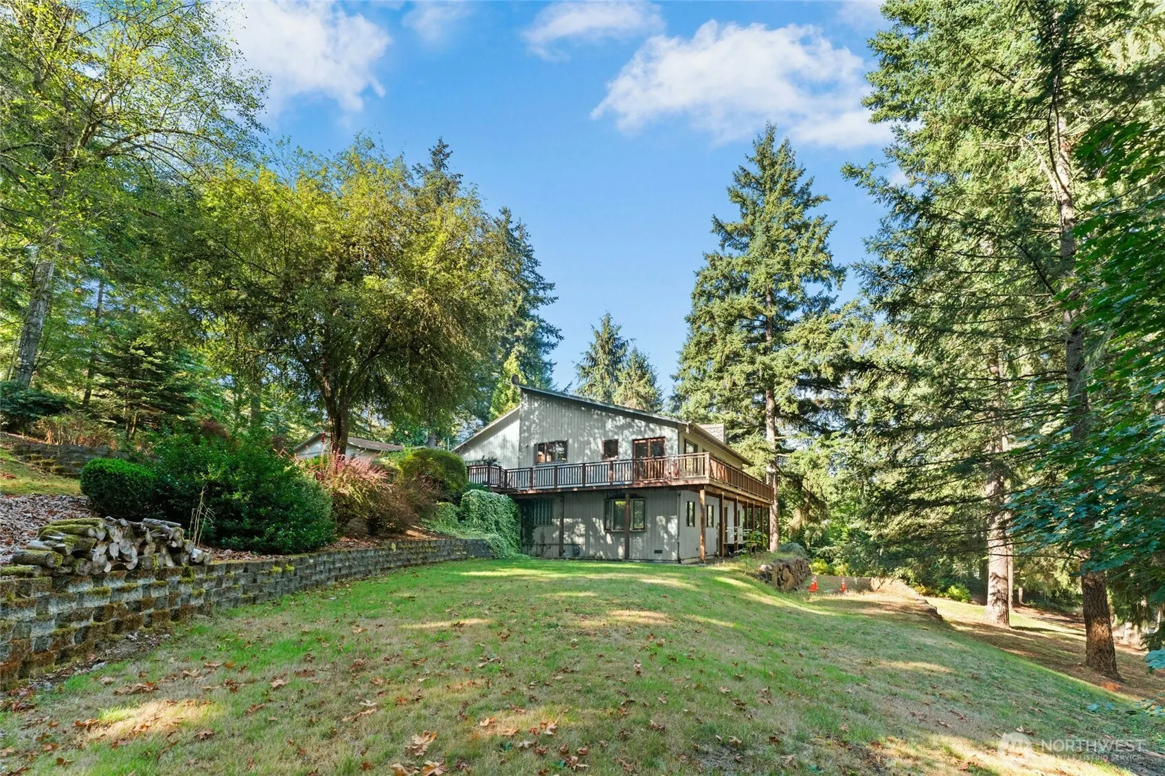 17311 NE 112th Street , Redmond, WA 98052
