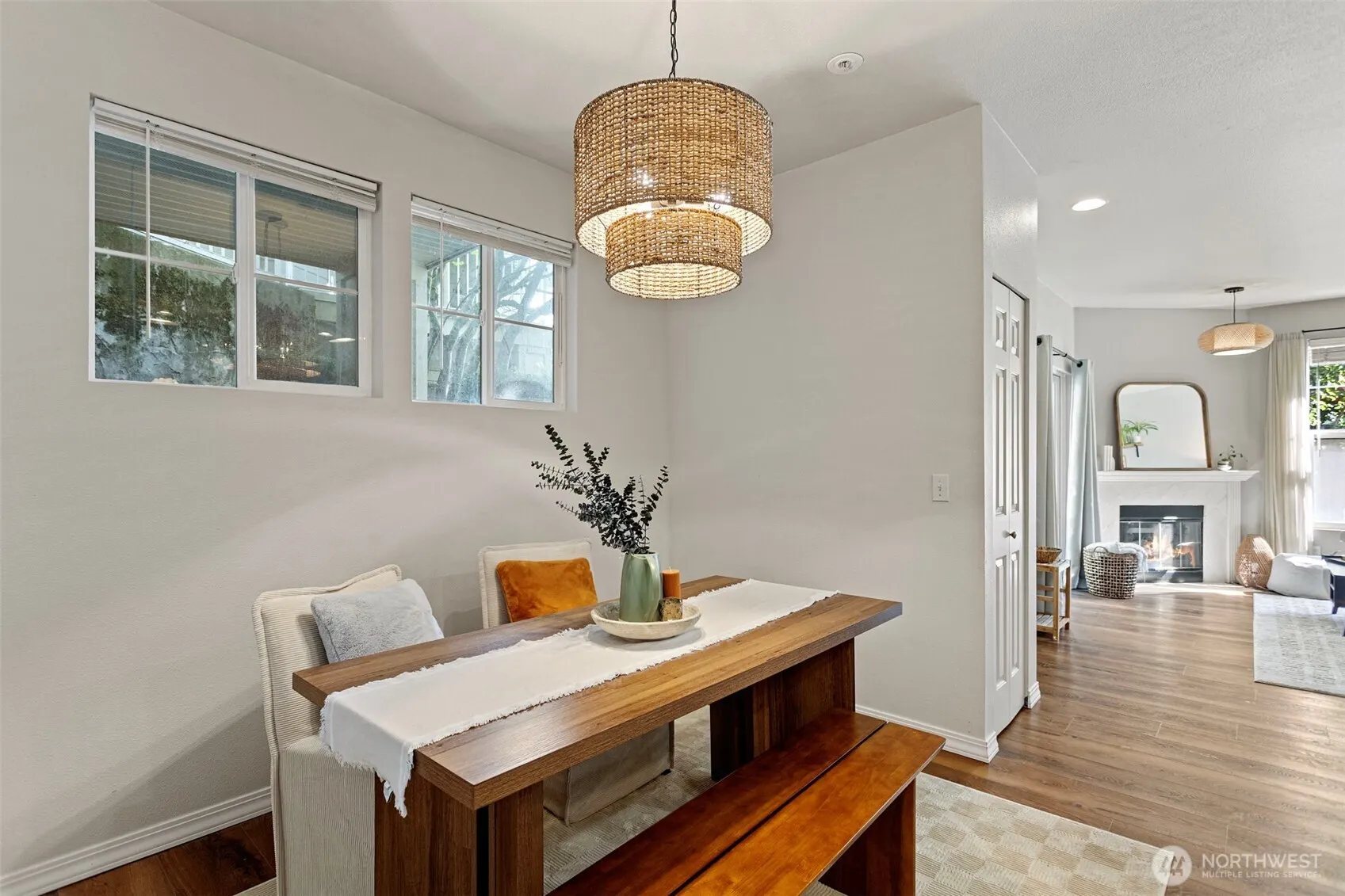 2034 Newport Way NW #11-1, Issaquah, WA 98027
