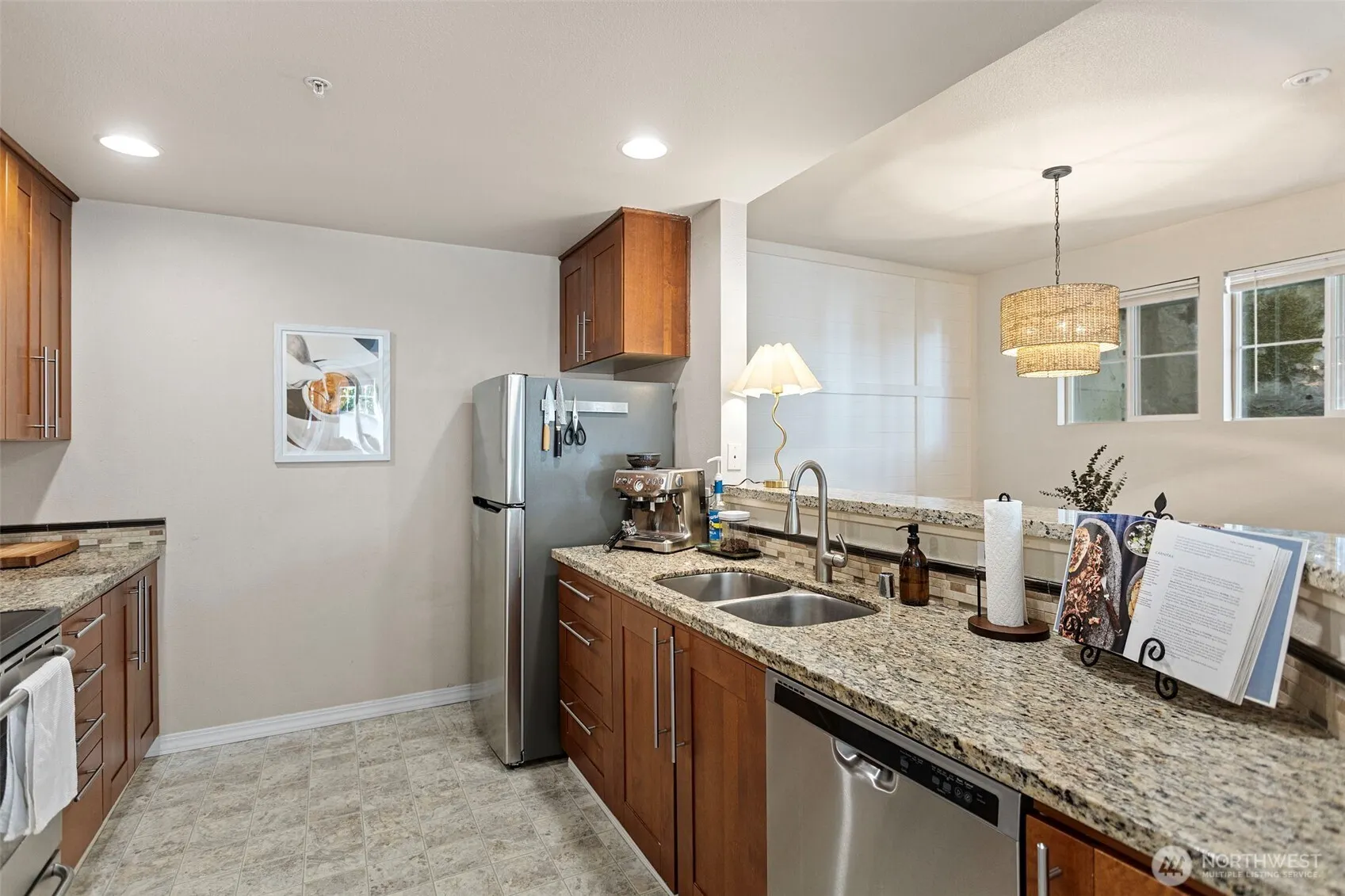 2034 Newport Way NW #11-1, Issaquah, WA 98027