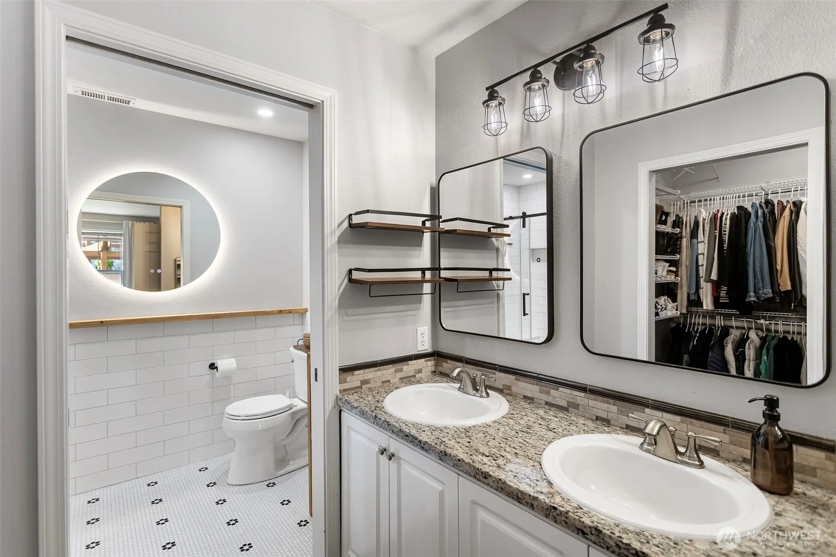 2034 Newport Way NW #11-1, Issaquah, WA 98027