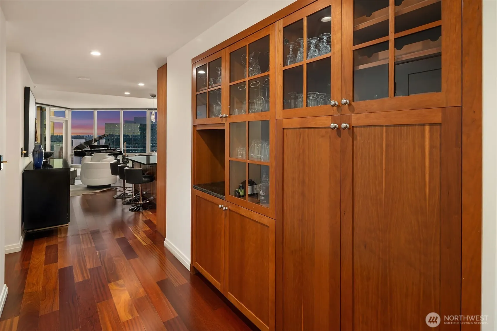 10700 NE 4th Street #3106, Bellevue, WA 98004