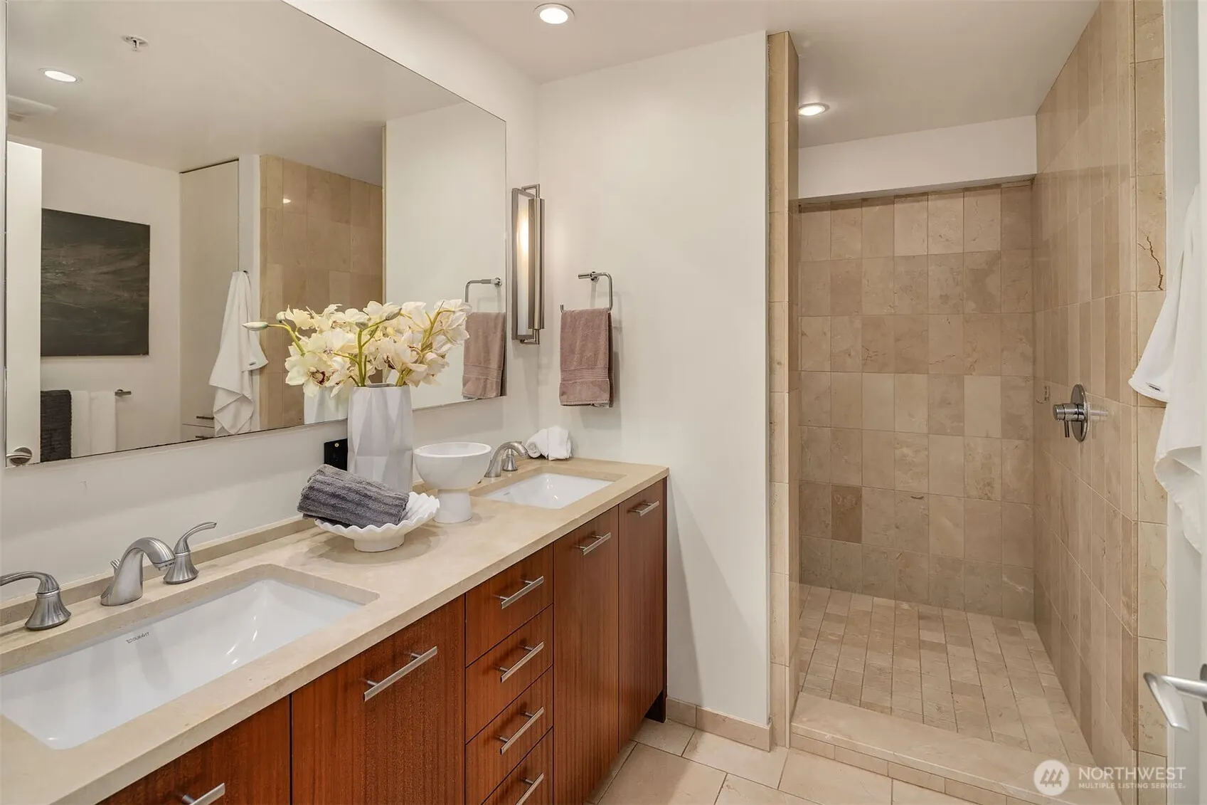 10700 NE 4th Street #3106, Bellevue, WA 98004