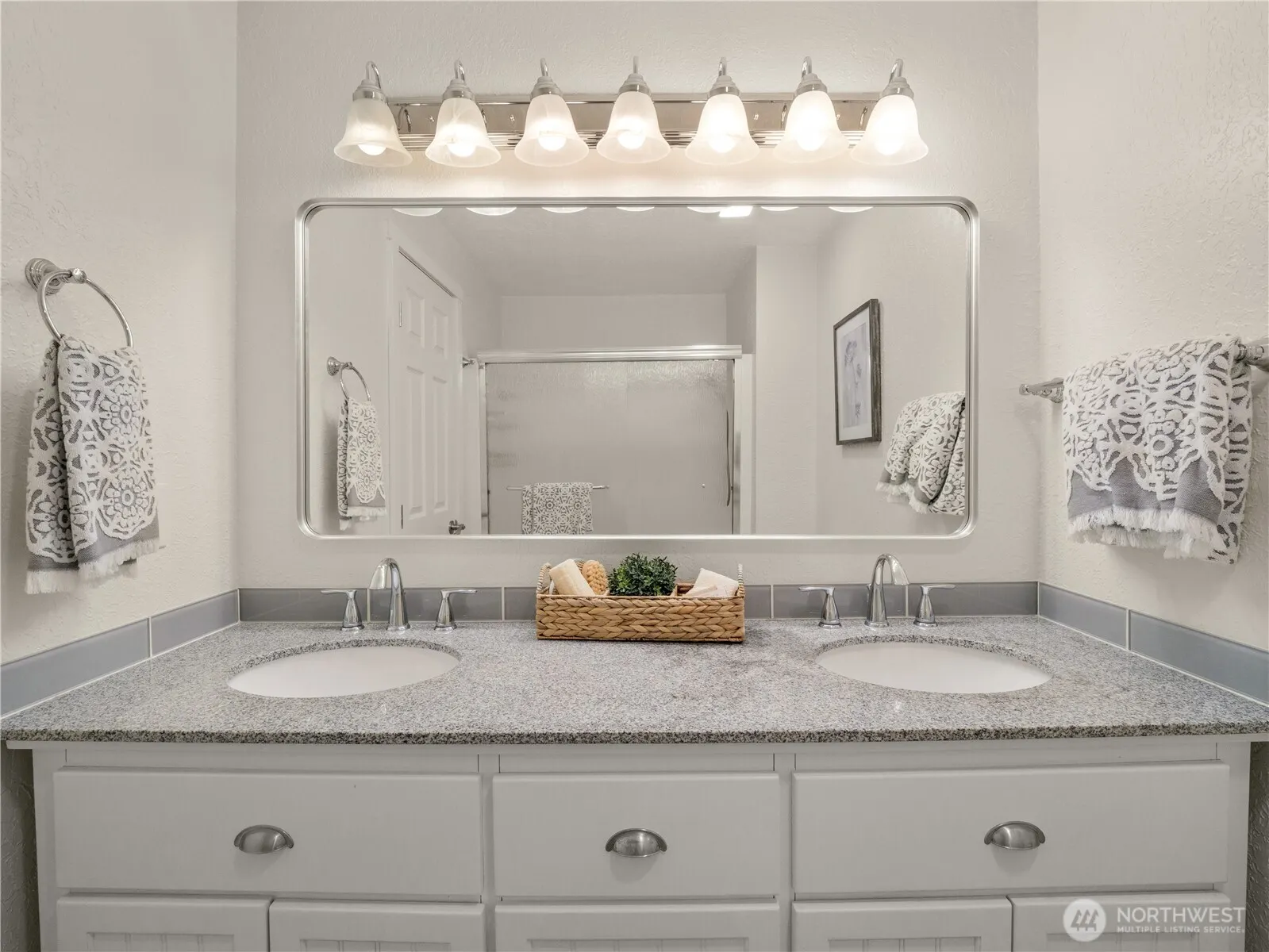 1006 Grant Avenue S, Renton, WA 98057