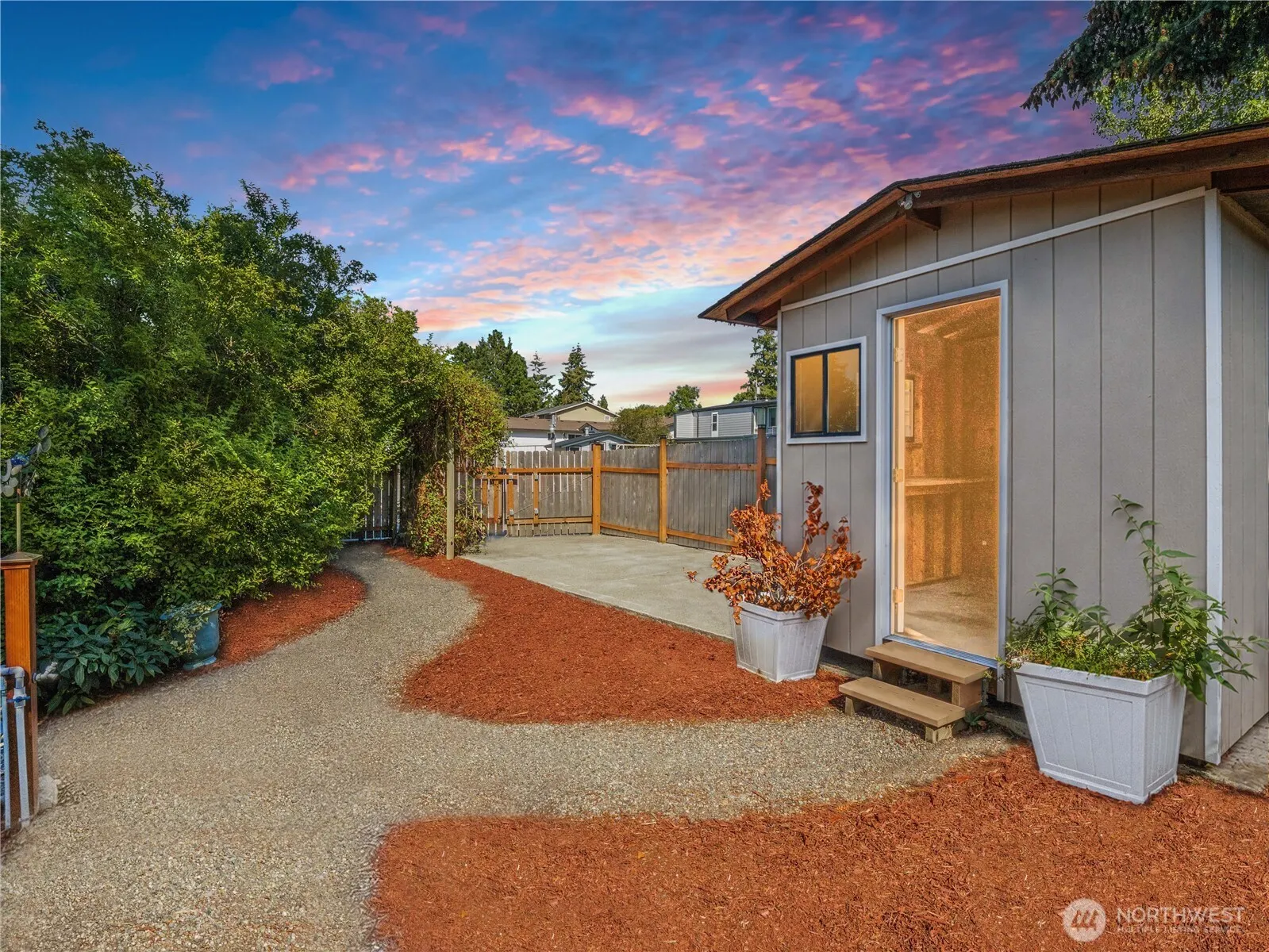 1006 Grant Avenue S, Renton, WA 98057
