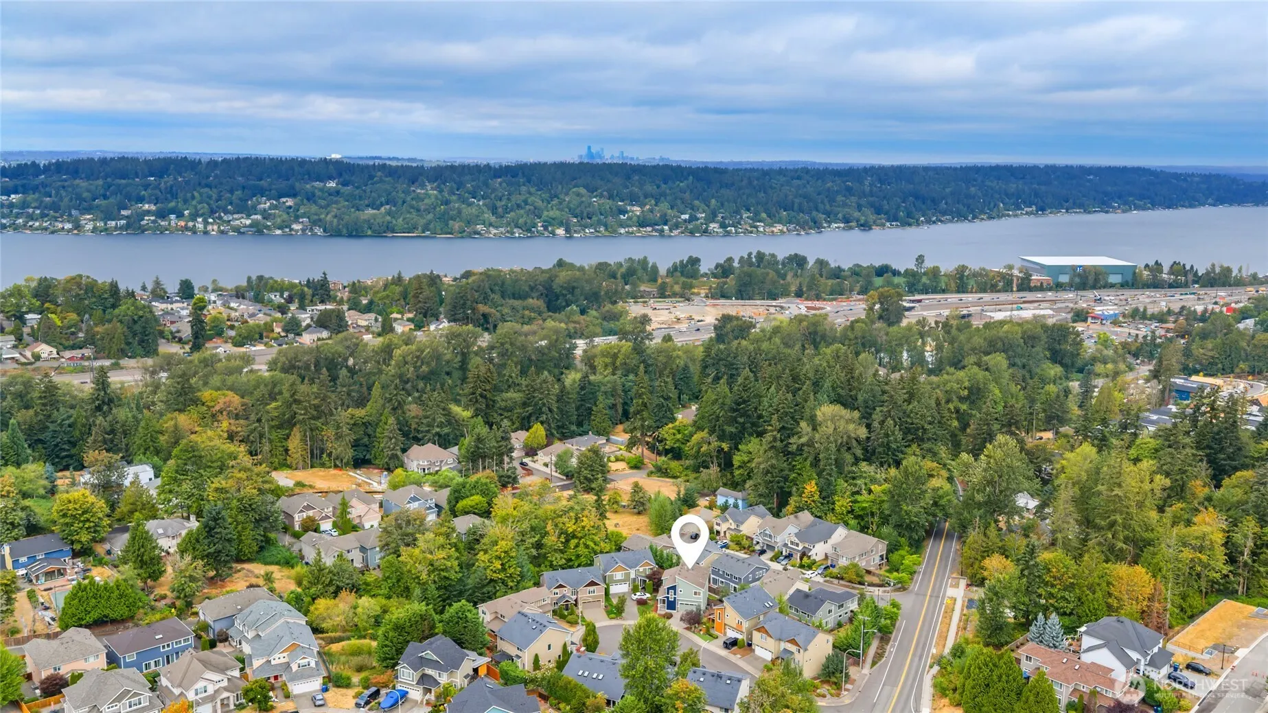 2012 NE 37th Place , Renton, WA 98056