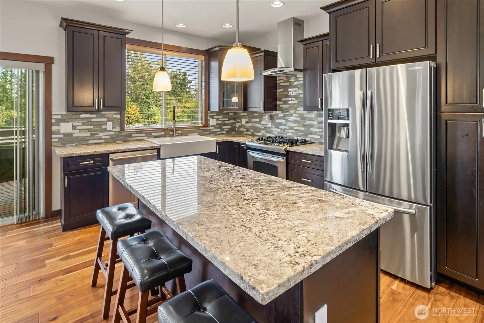 2012 NE 37th Place , Renton, WA 98056
