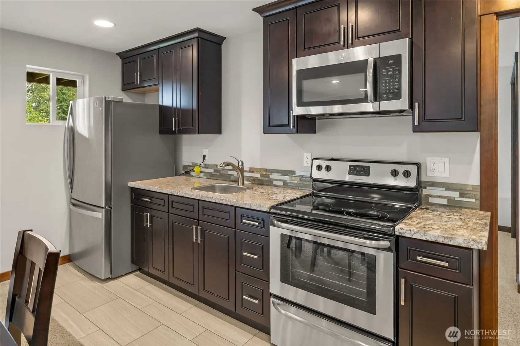 2012 NE 37th Place , Renton, WA 98056