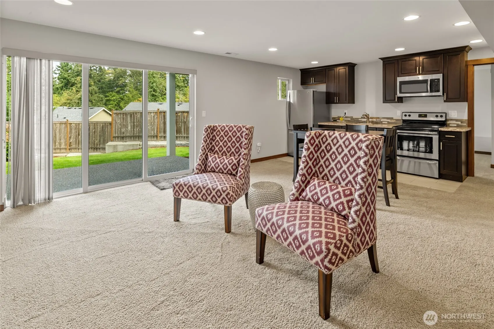 2012 NE 37th Place , Renton, WA 98056