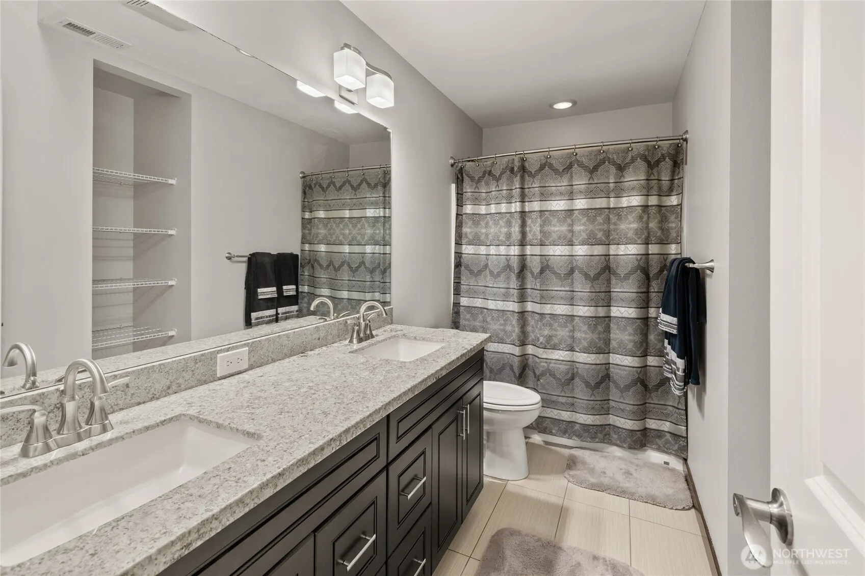 2012 NE 37th Place , Renton, WA 98056