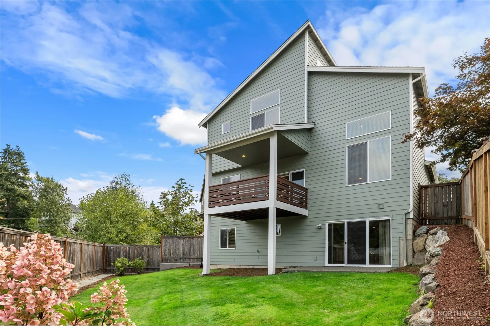 2012 NE 37th Place , Renton, WA 98056