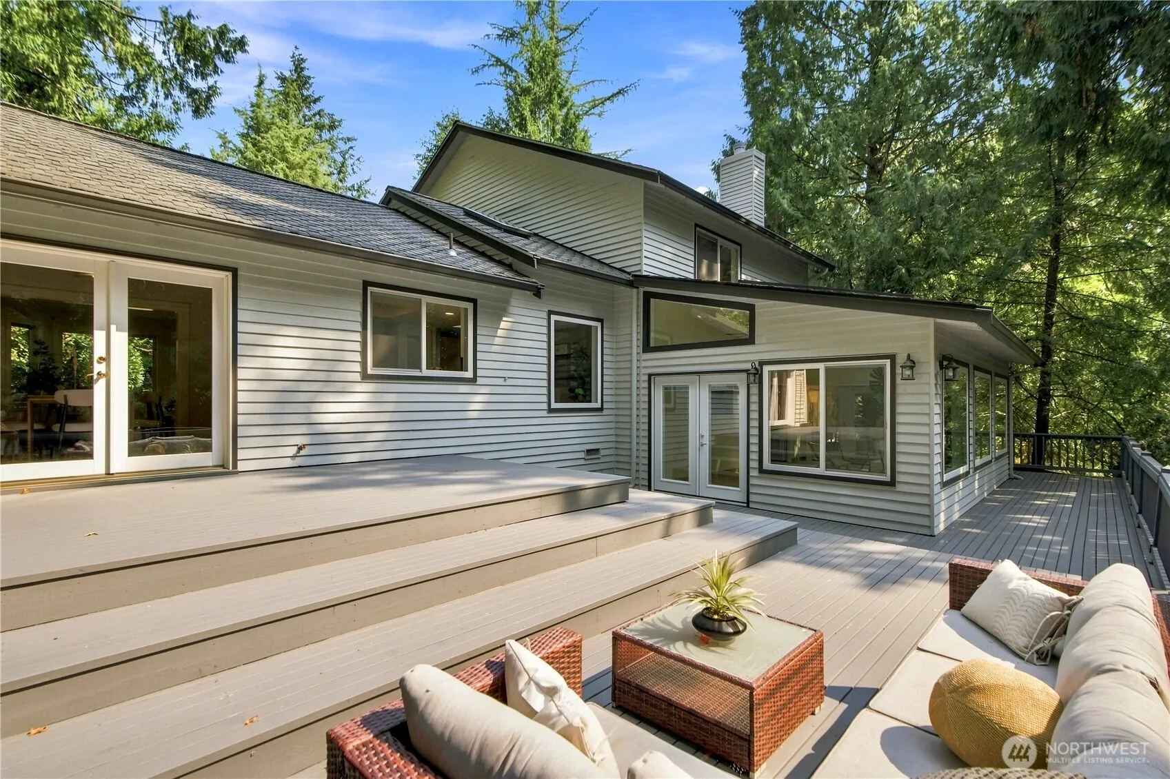 2022 227th Avenue NE, Sammamish, WA 98074