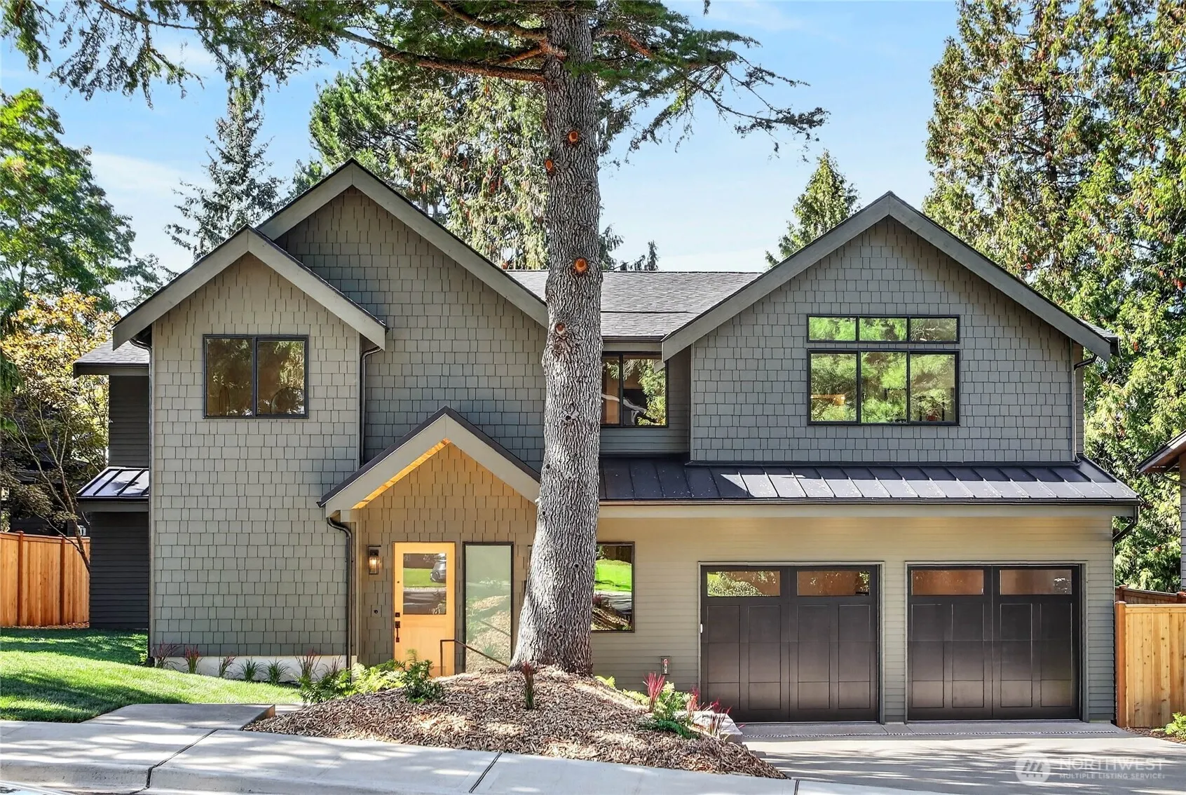 5911 105th Avenue NE, Kirkland, WA 98033