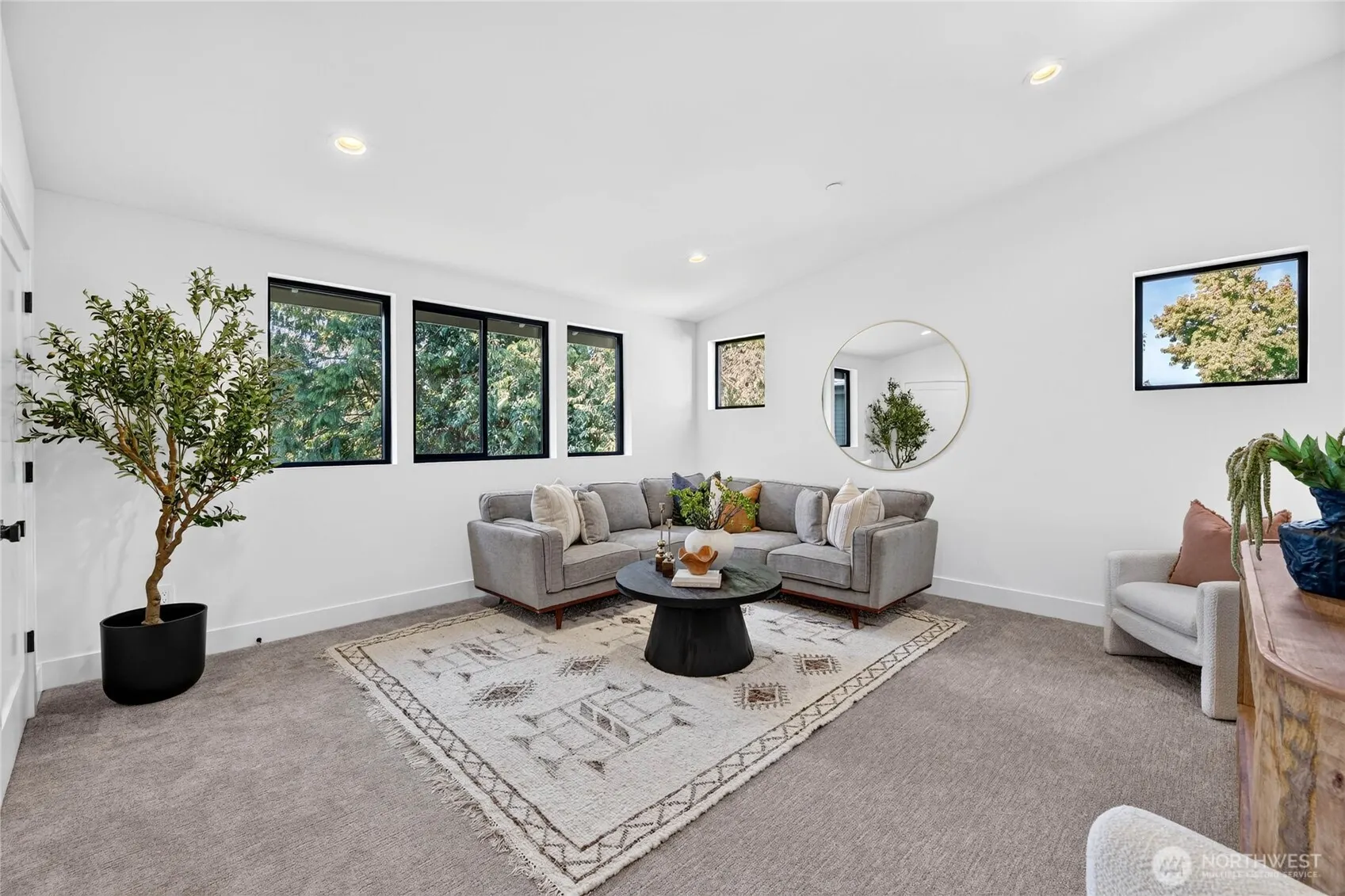 5911 105th Avenue NE, Kirkland, WA 98033