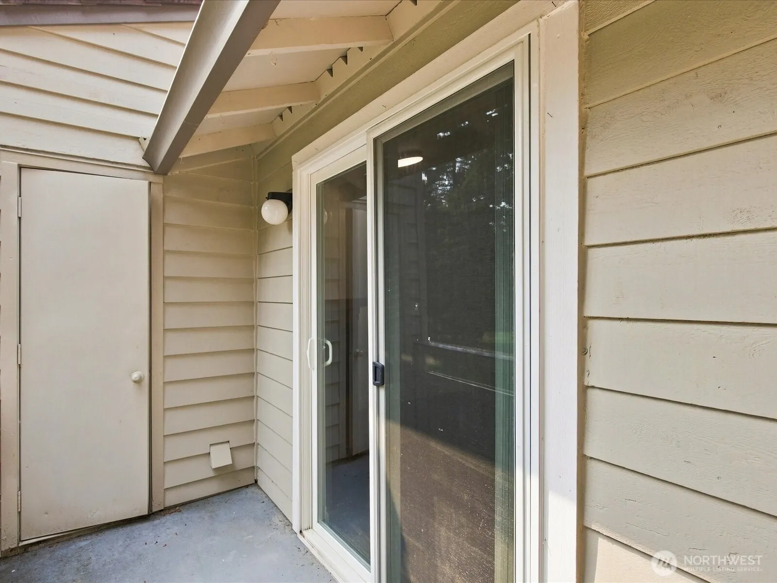 14200 NE 171st Street #C206, Woodinville, WA 98072-9269