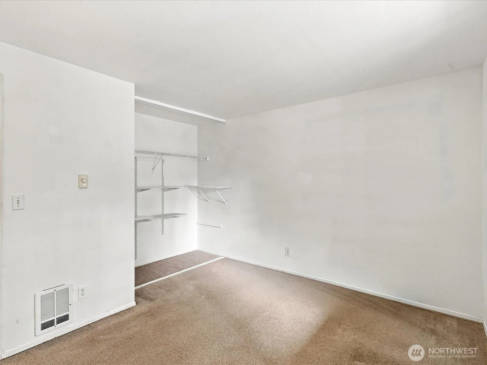 14200 NE 171st Street #C206, Woodinville, WA 98072-9269