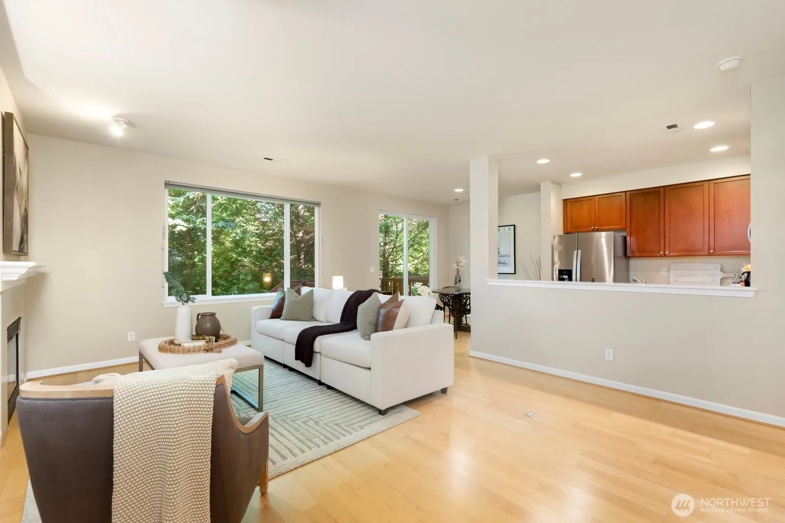 3900 NE 4th Circle , Renton, WA 98056