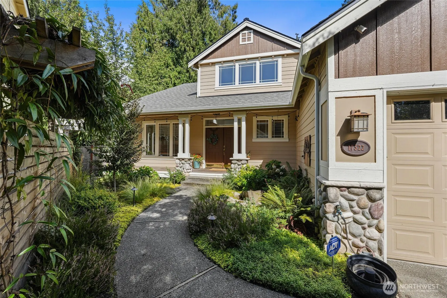 17522 SE 186th Way , Renton, WA 98058