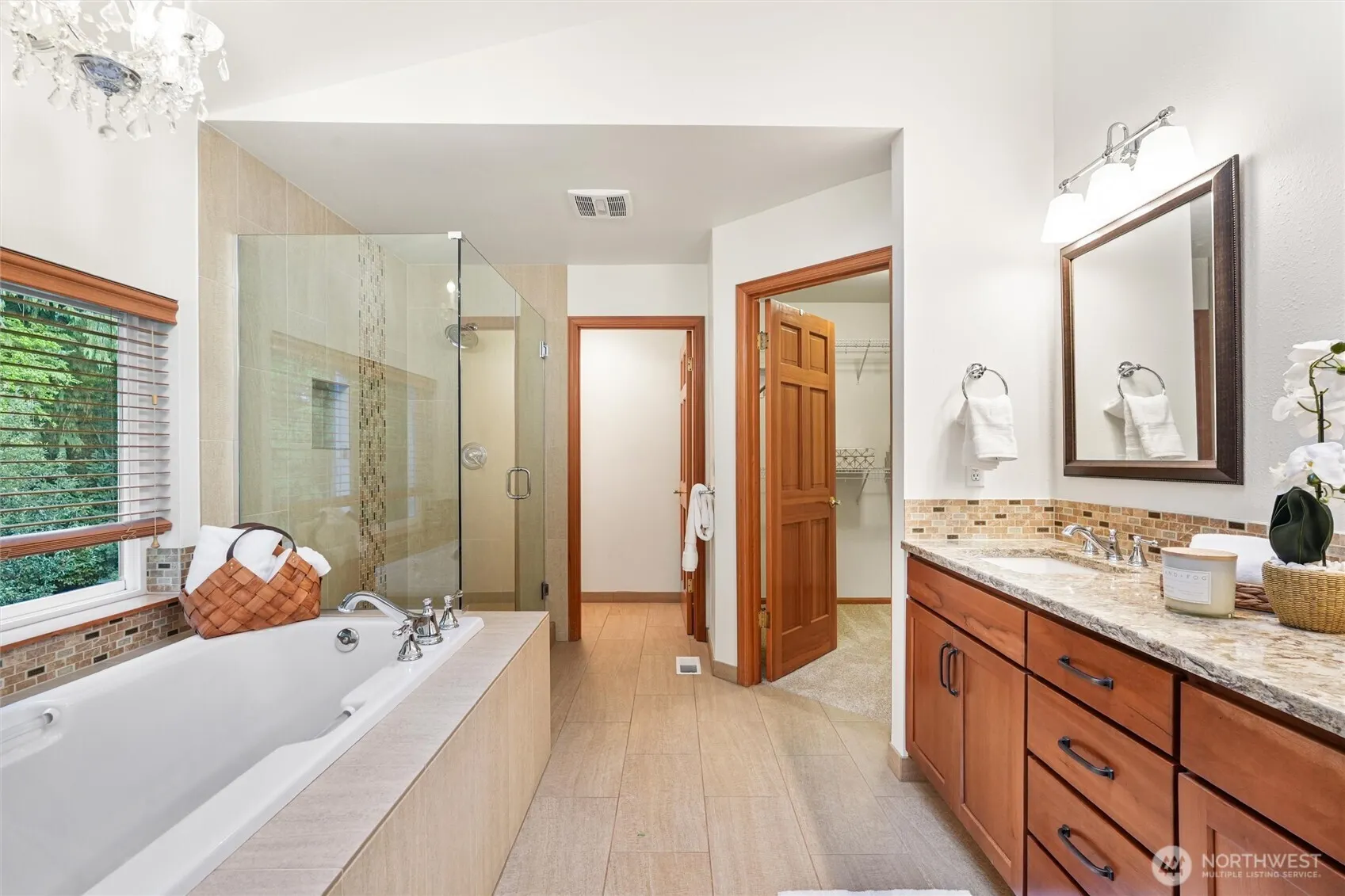 17522 SE 186th Way , Renton, WA 98058