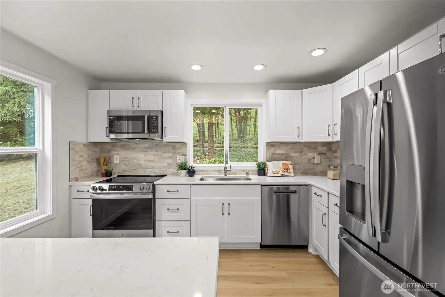 25025 NE 52nd Place , Redmond, WA 98053