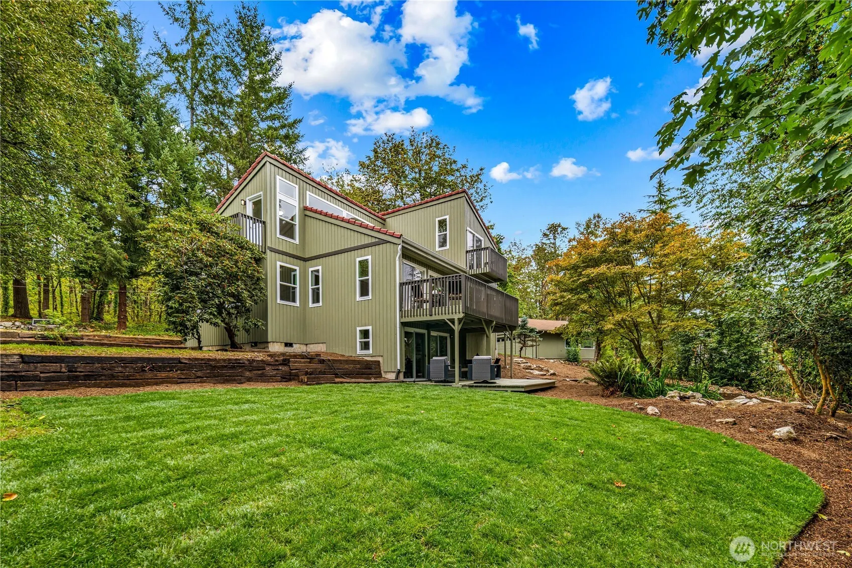 25025 NE 52nd Place , Redmond, WA 98053