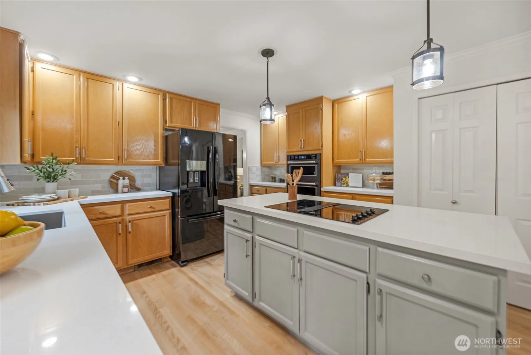16806 236th Avenue NE, Woodinville, WA 98077