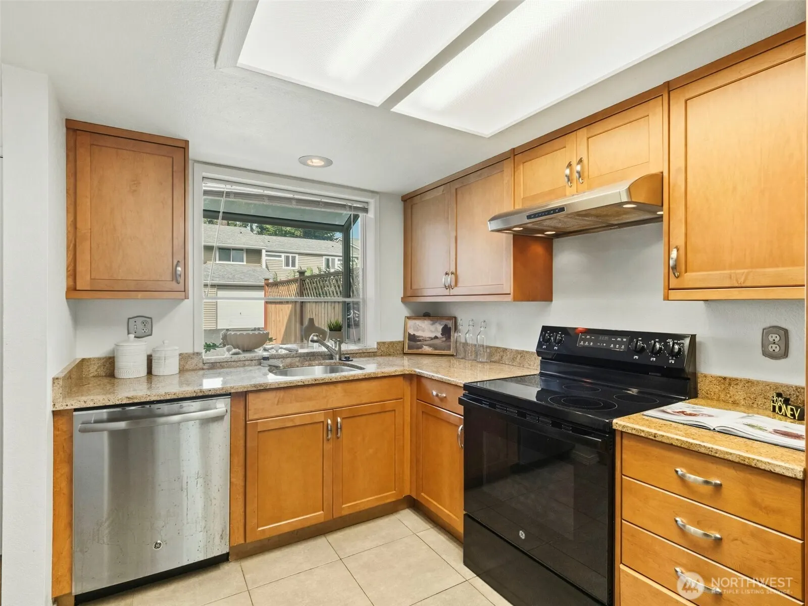 14441 124th Avenue NE #A7, Kirkland, WA 98034