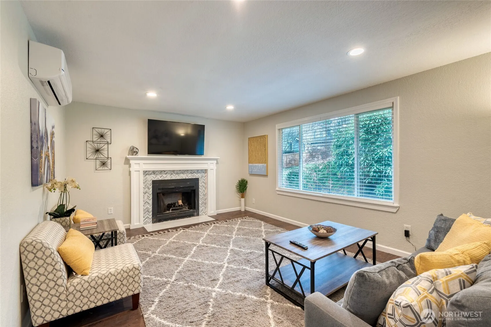 14213 Admiralty Way , Lynnwood, WA 98087