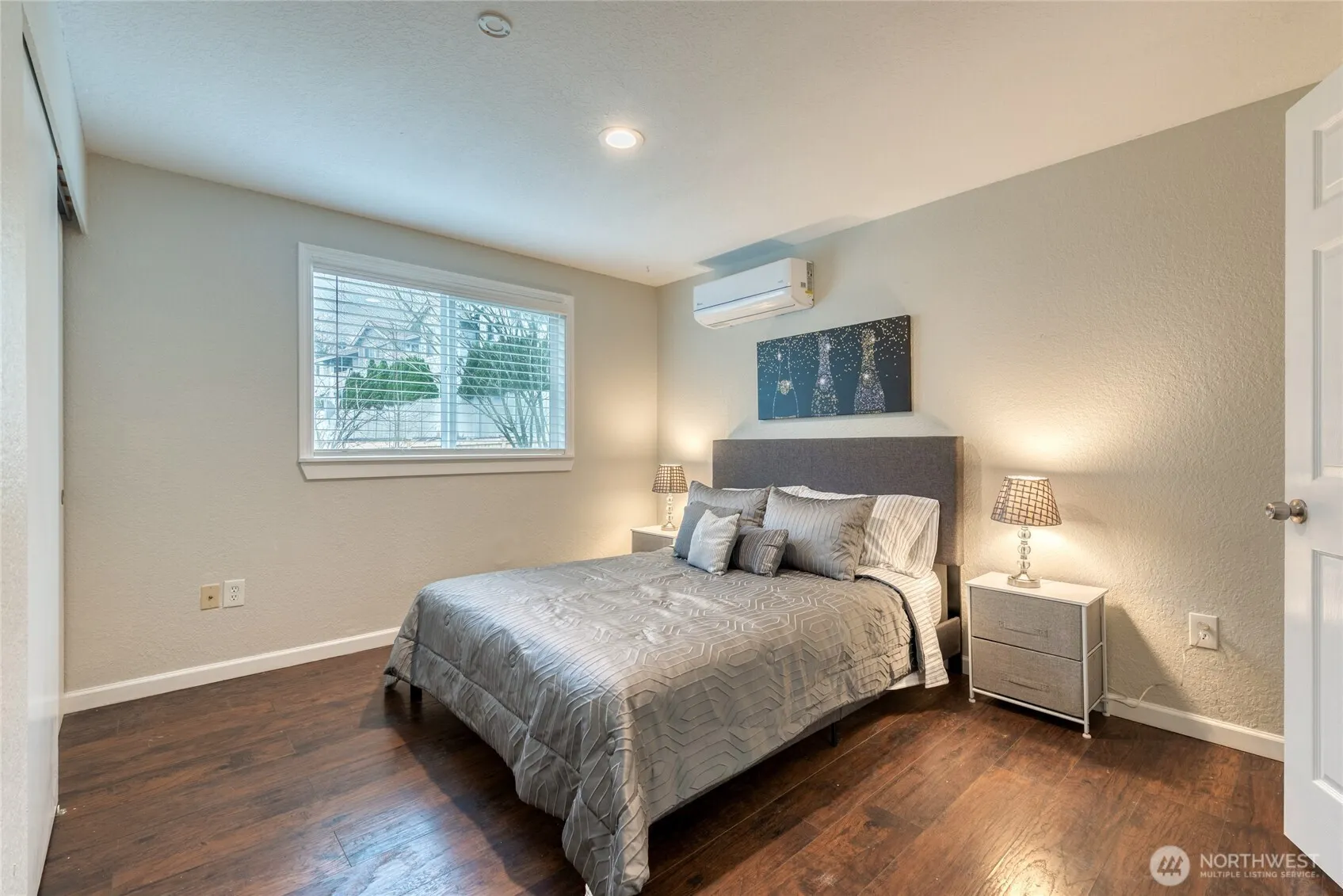 14213 Admiralty Way , Lynnwood, WA 98087