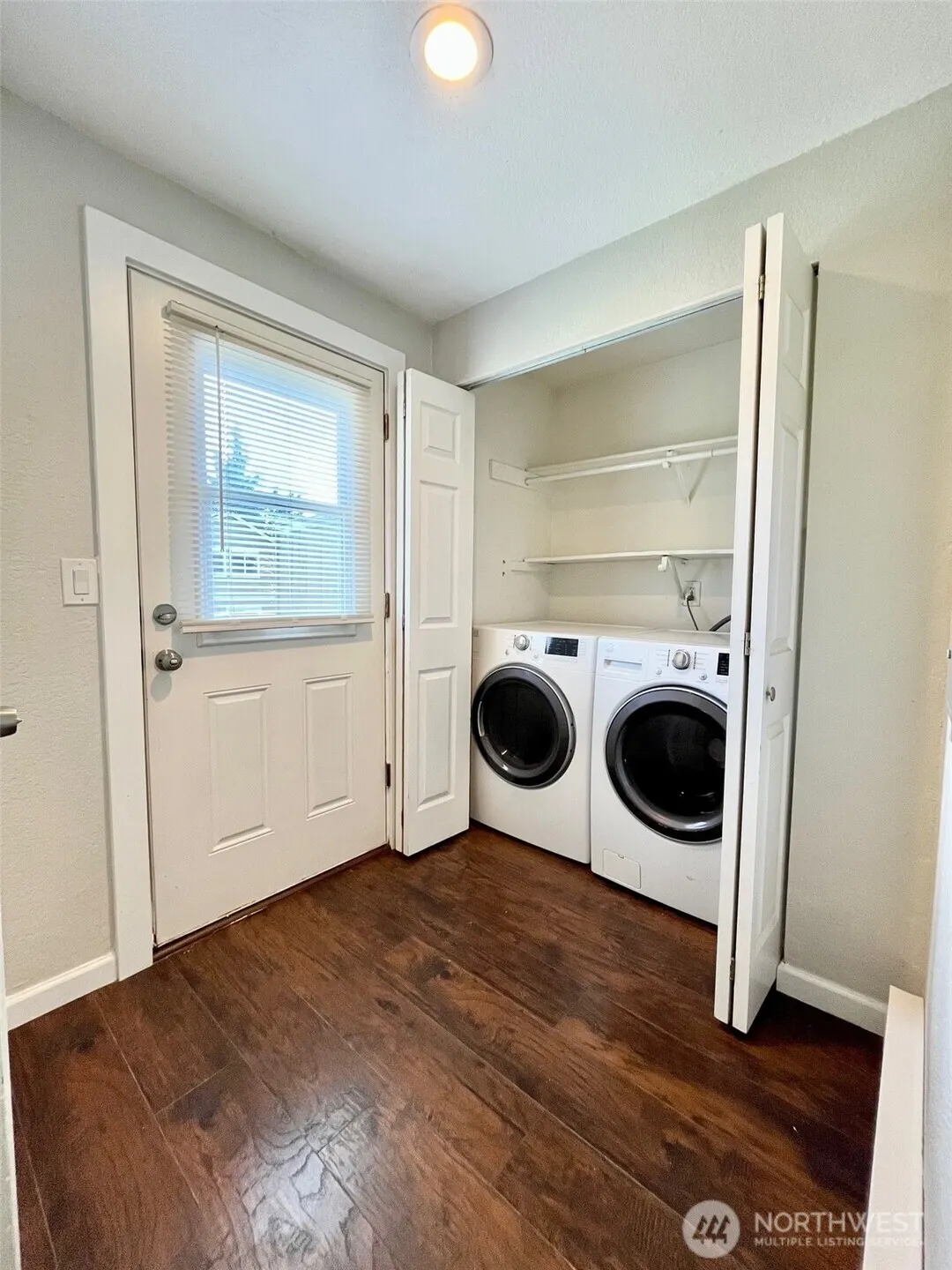 14213 Admiralty Way , Lynnwood, WA 98087