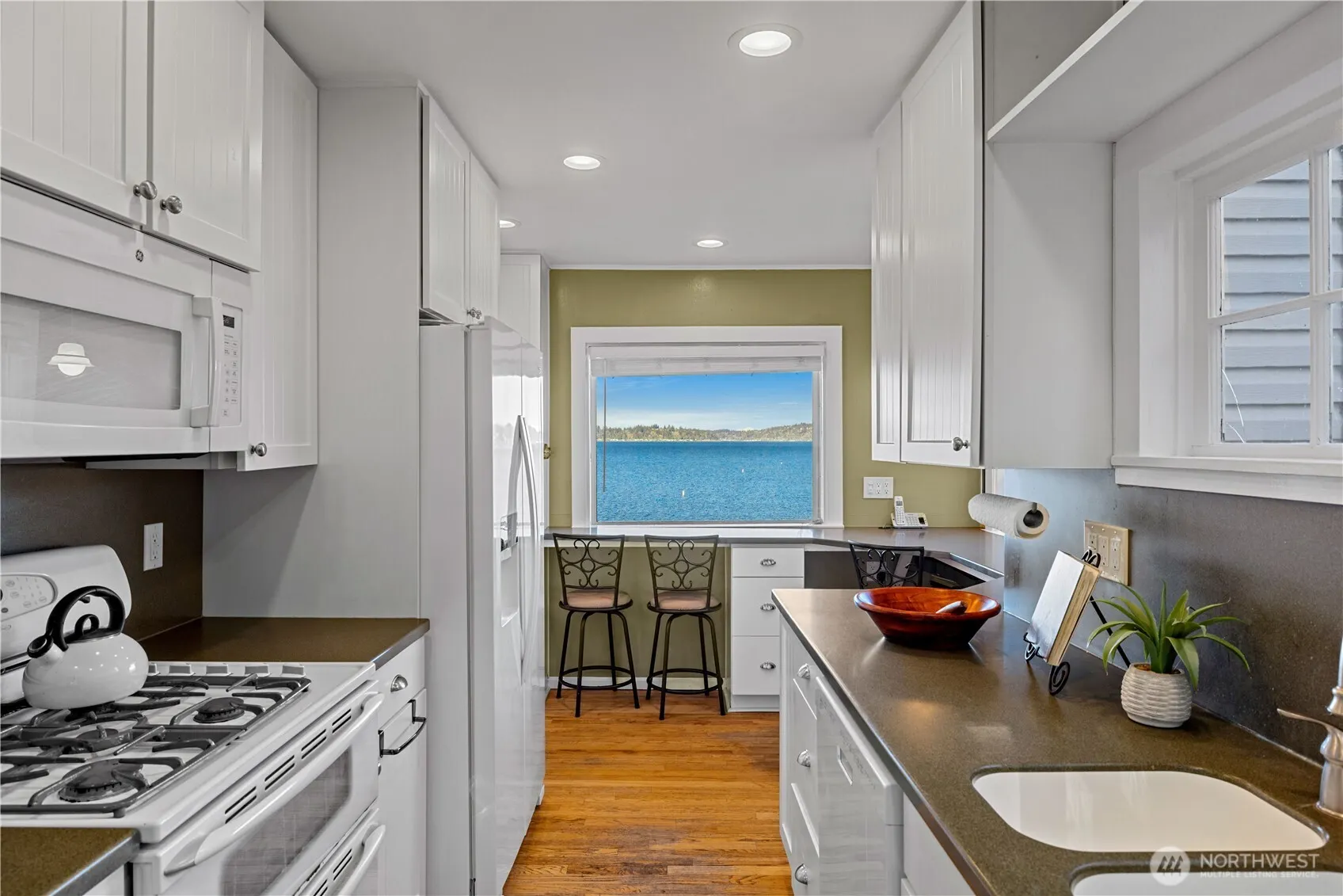 18166 41st Place SE, Issaquah, WA 98027