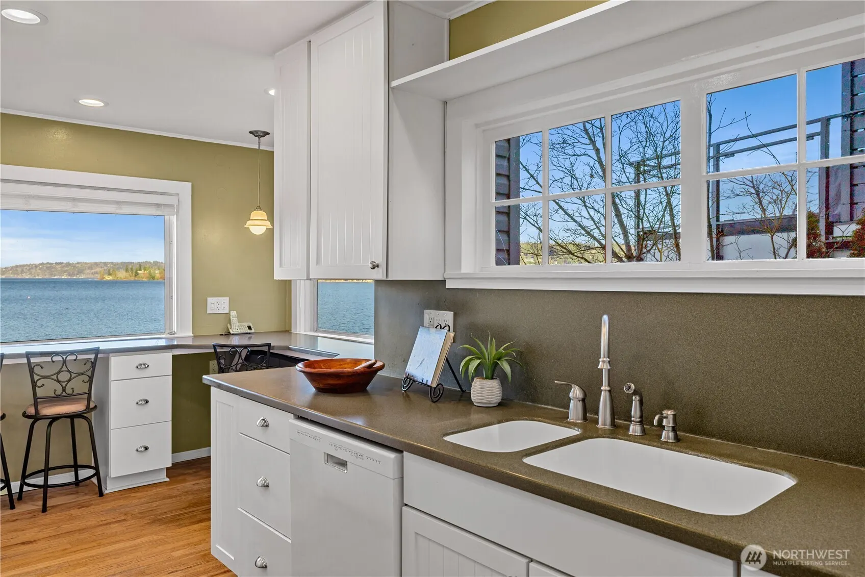 18166 41st Place SE, Issaquah, WA 98027