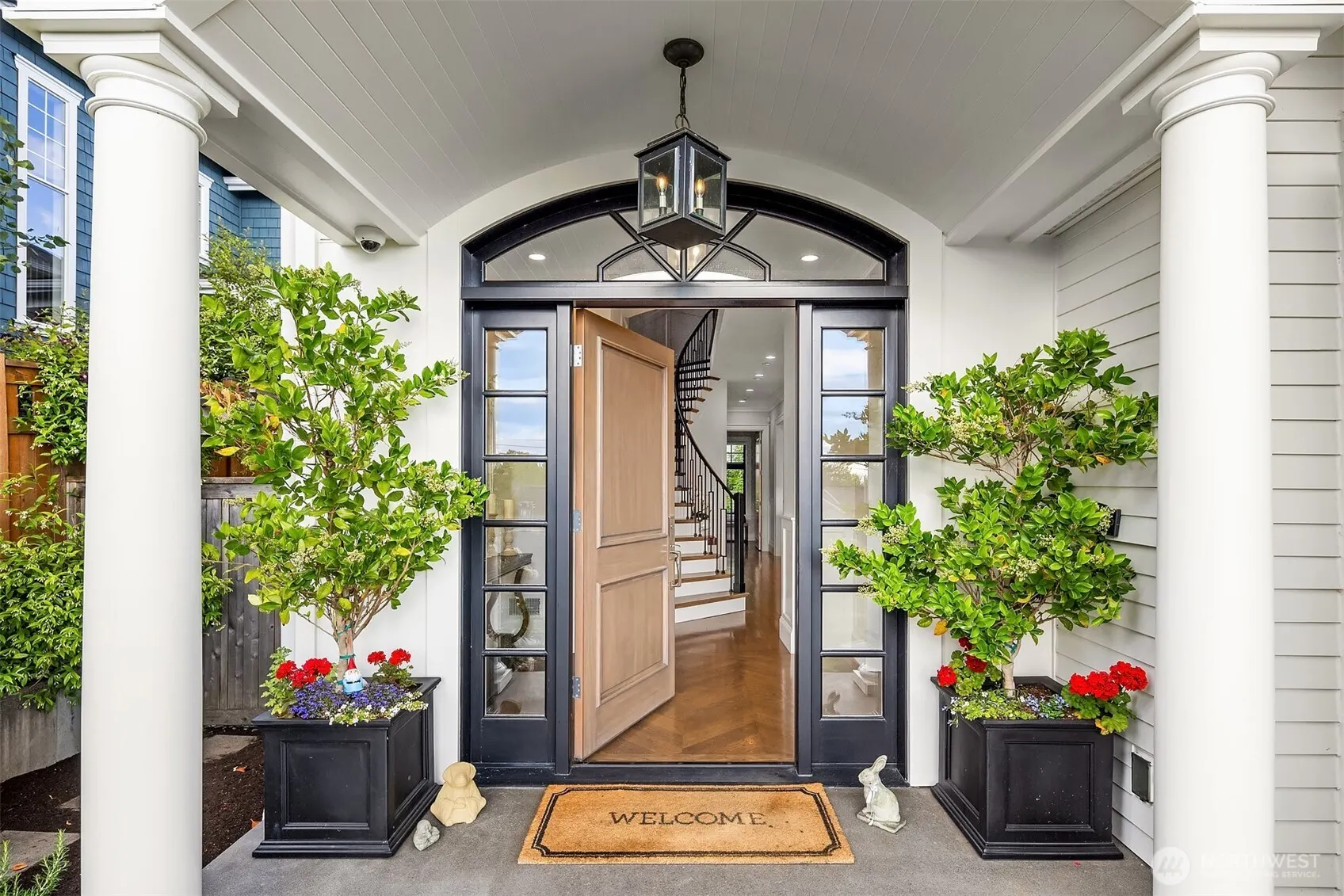 908 1st Street , Kirkland, WA 98033