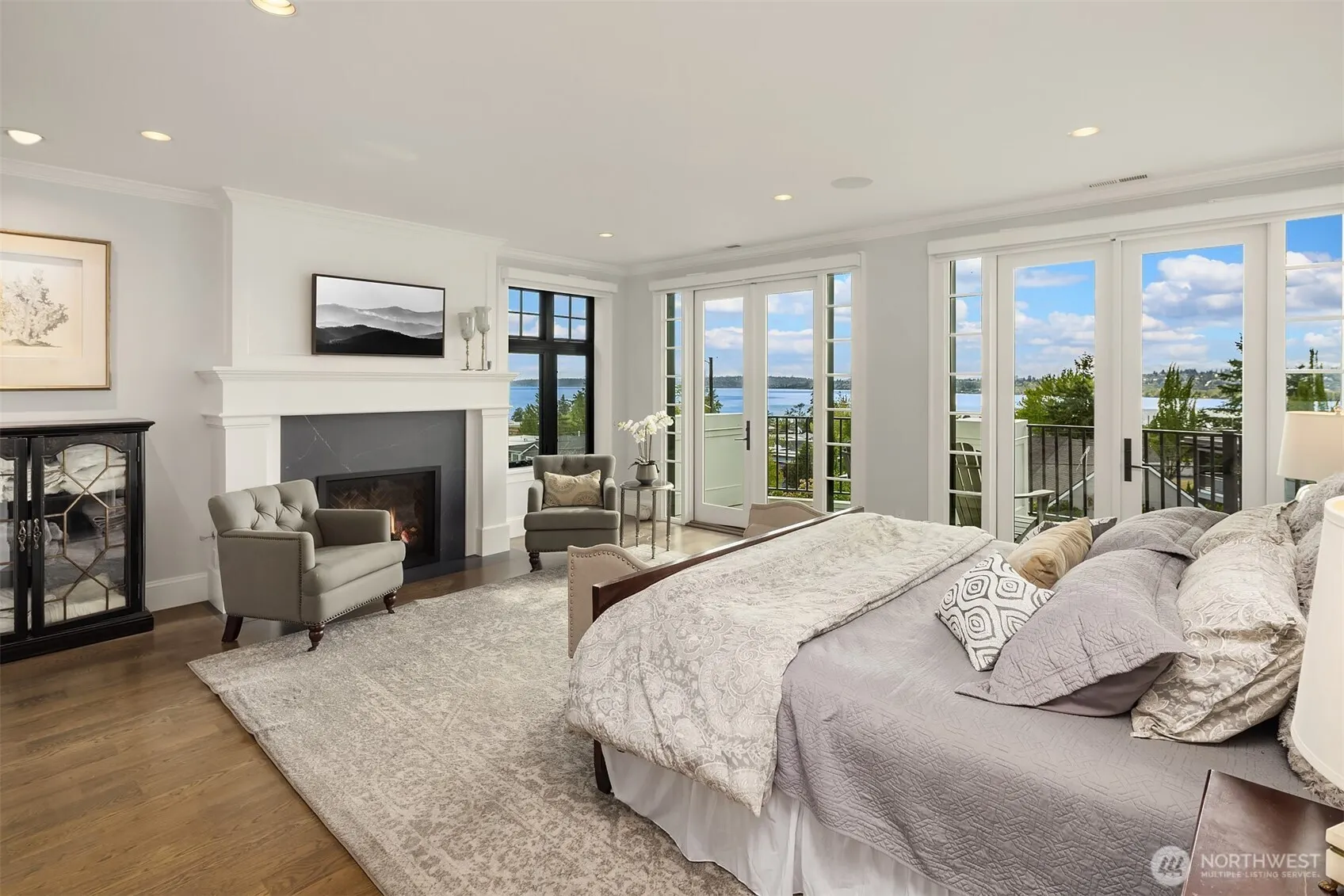 908 1st Street , Kirkland, WA 98033