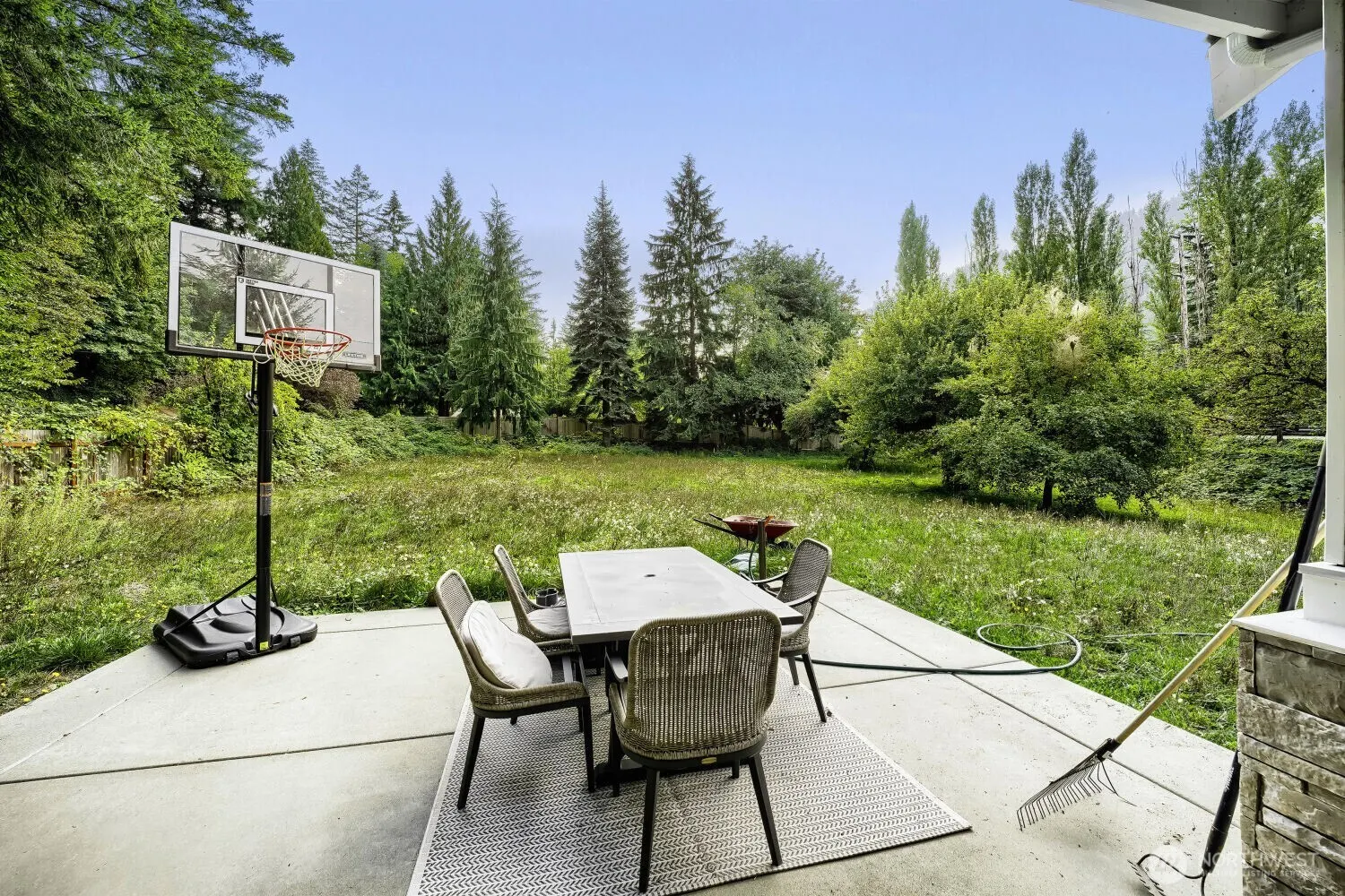 10410 Issaquah Hobart Road SE, Issaquah, WA 98027
