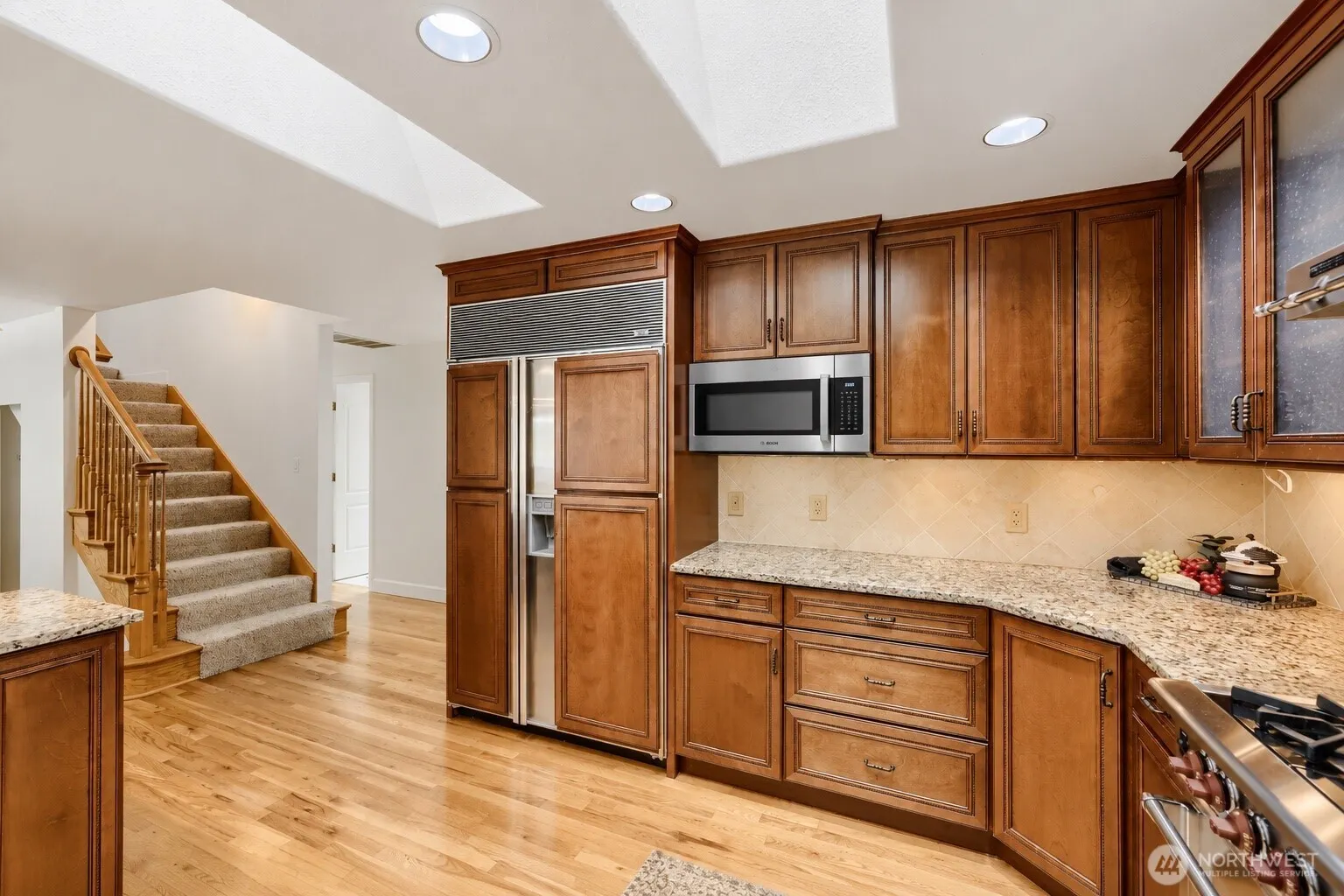14325 102 Avenue NE, Kirkland, WA 98034