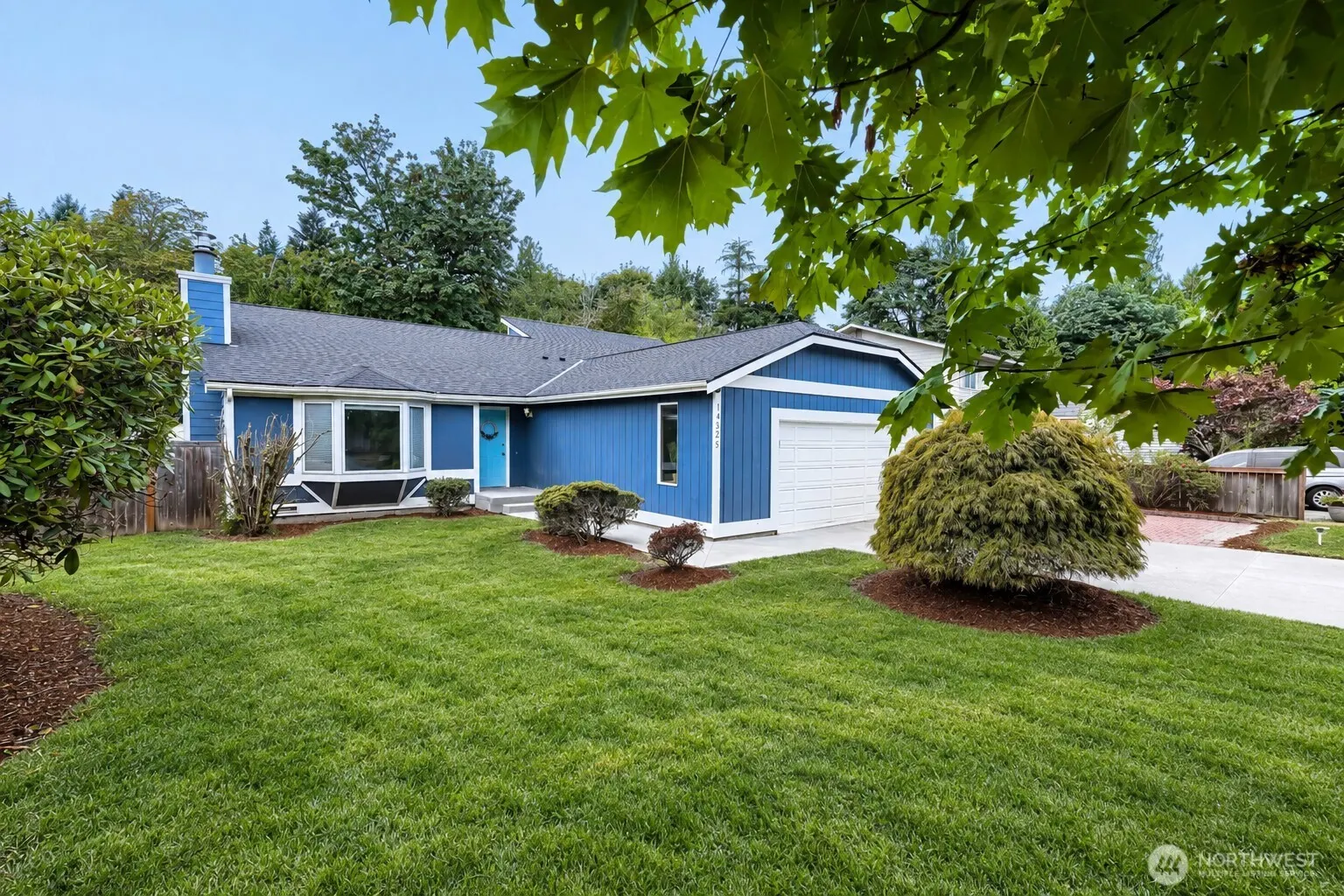 14325 102 Avenue NE, Kirkland, WA 98034