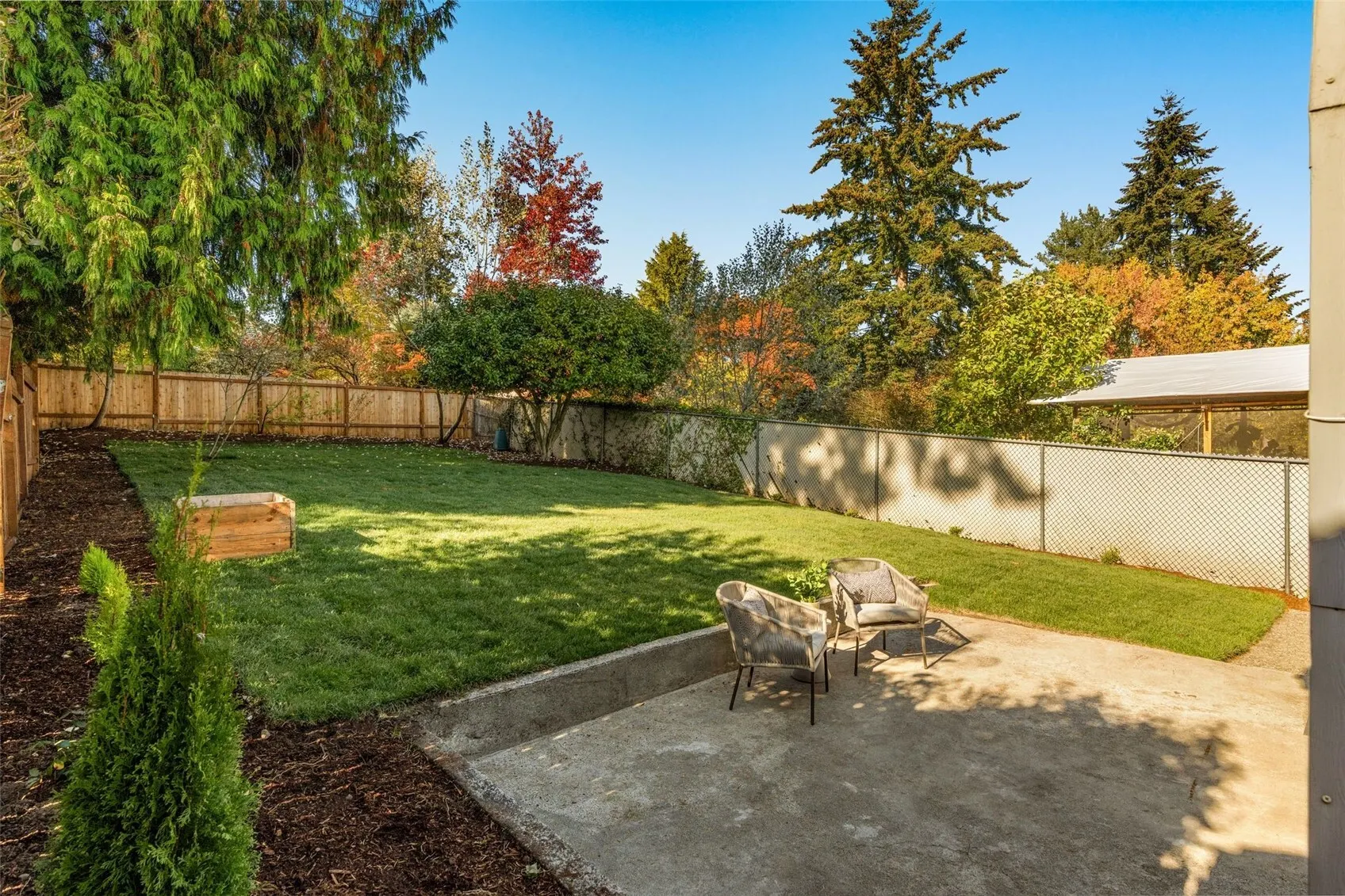 9215 8th Avenue NW, Seattle, WA 98117