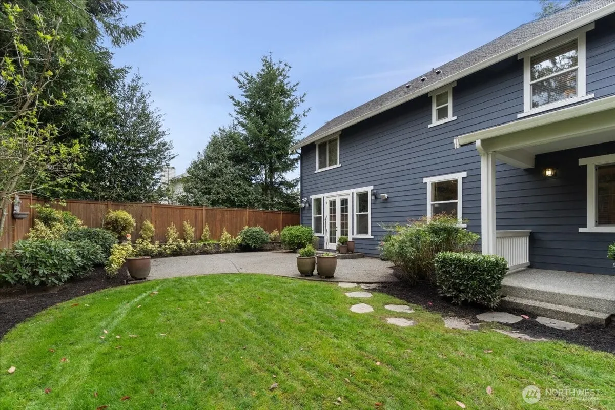 12614 NE 140th Street , Kirkland, WA 98034