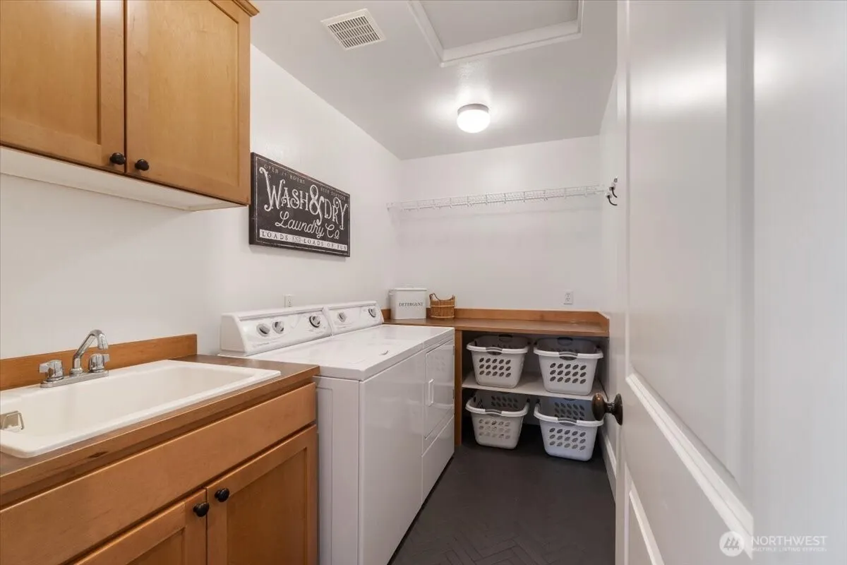 12614 NE 140th Street , Kirkland, WA 98034