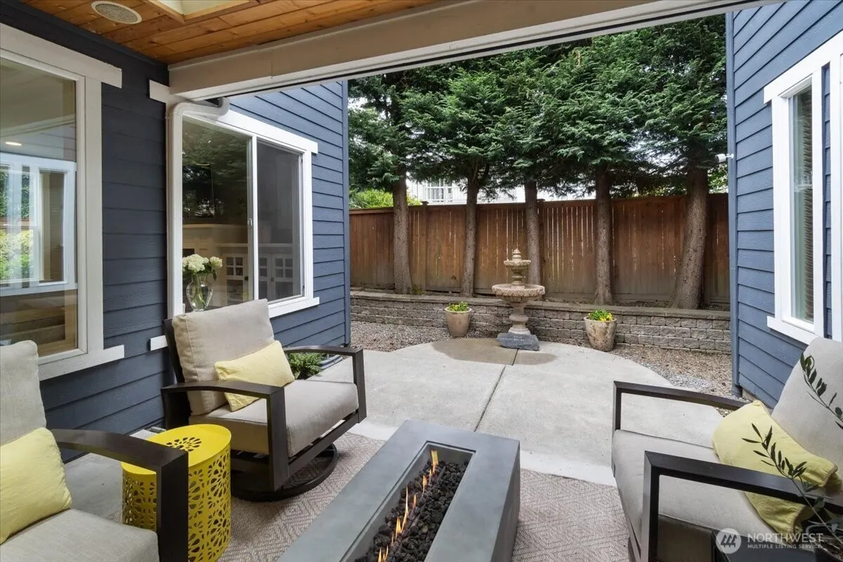 12614 NE 140th Street , Kirkland, WA 98034