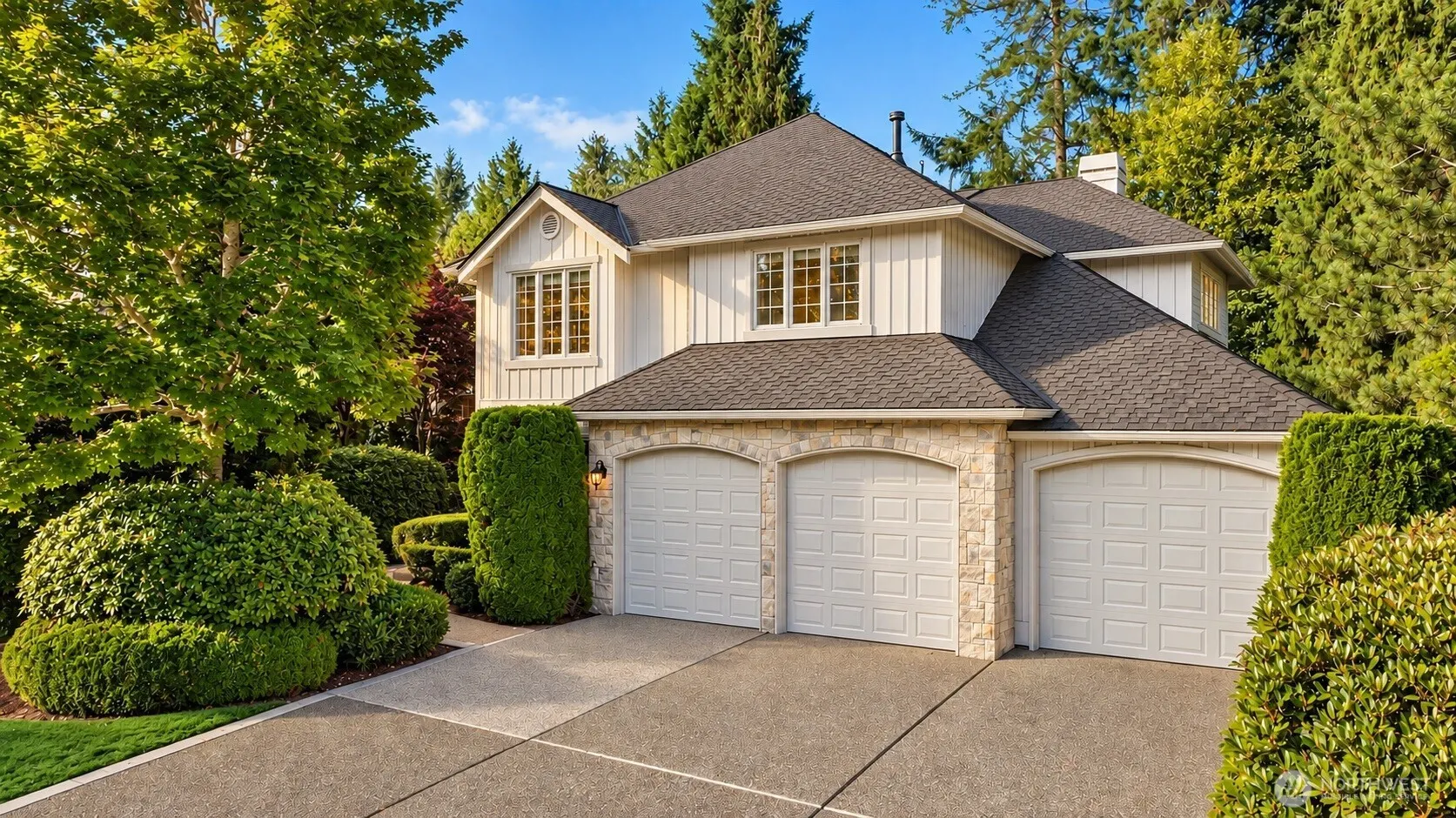 2736 258th Place SE, Sammamish, WA 98075
