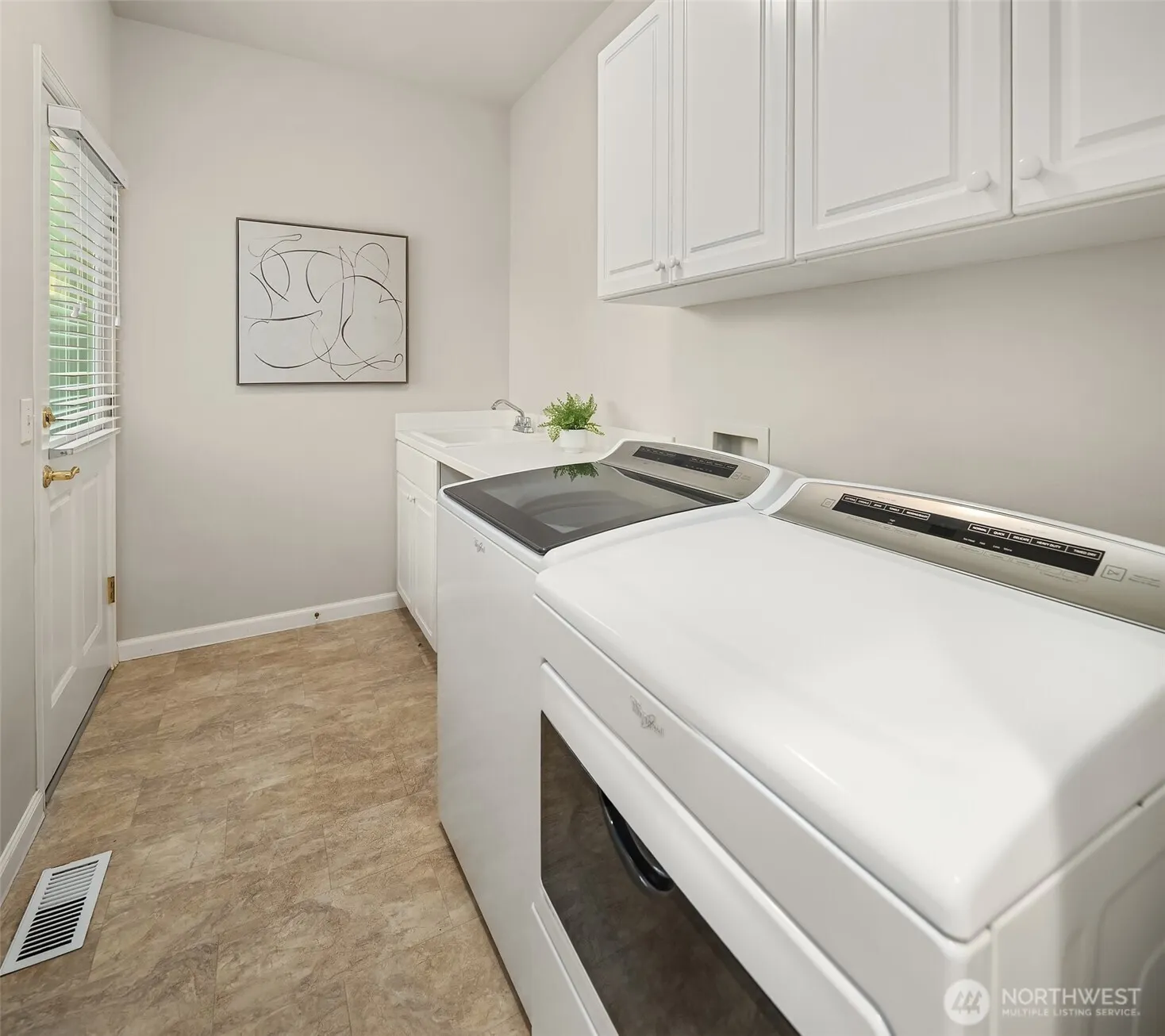 2736 258th Place SE, Sammamish, WA 98075