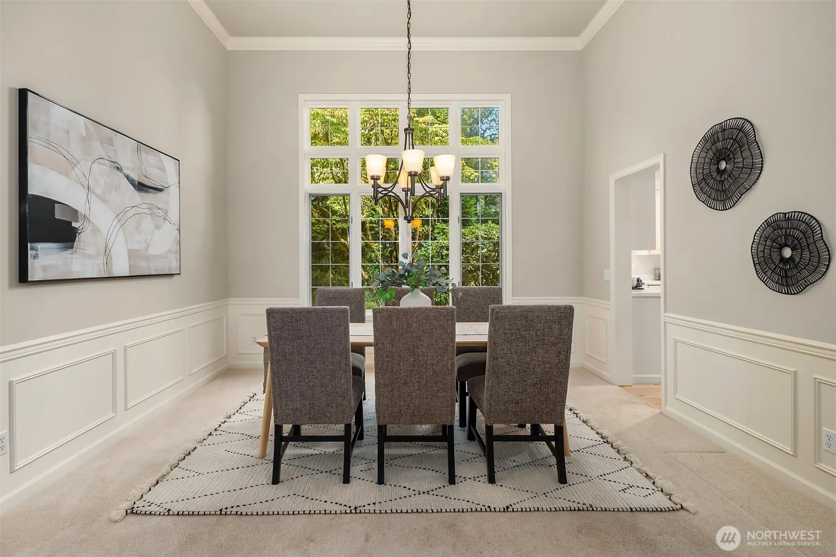 2736 258th Place SE, Sammamish, WA 98075