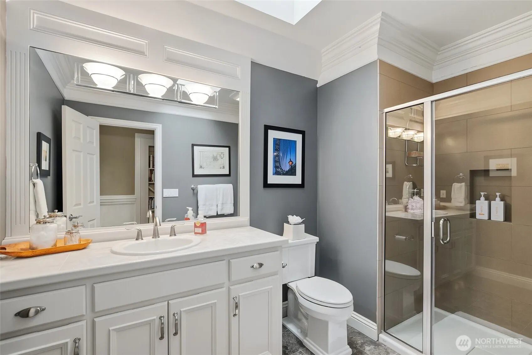 2409 196th Avenue SE, Sammamish, WA 98075