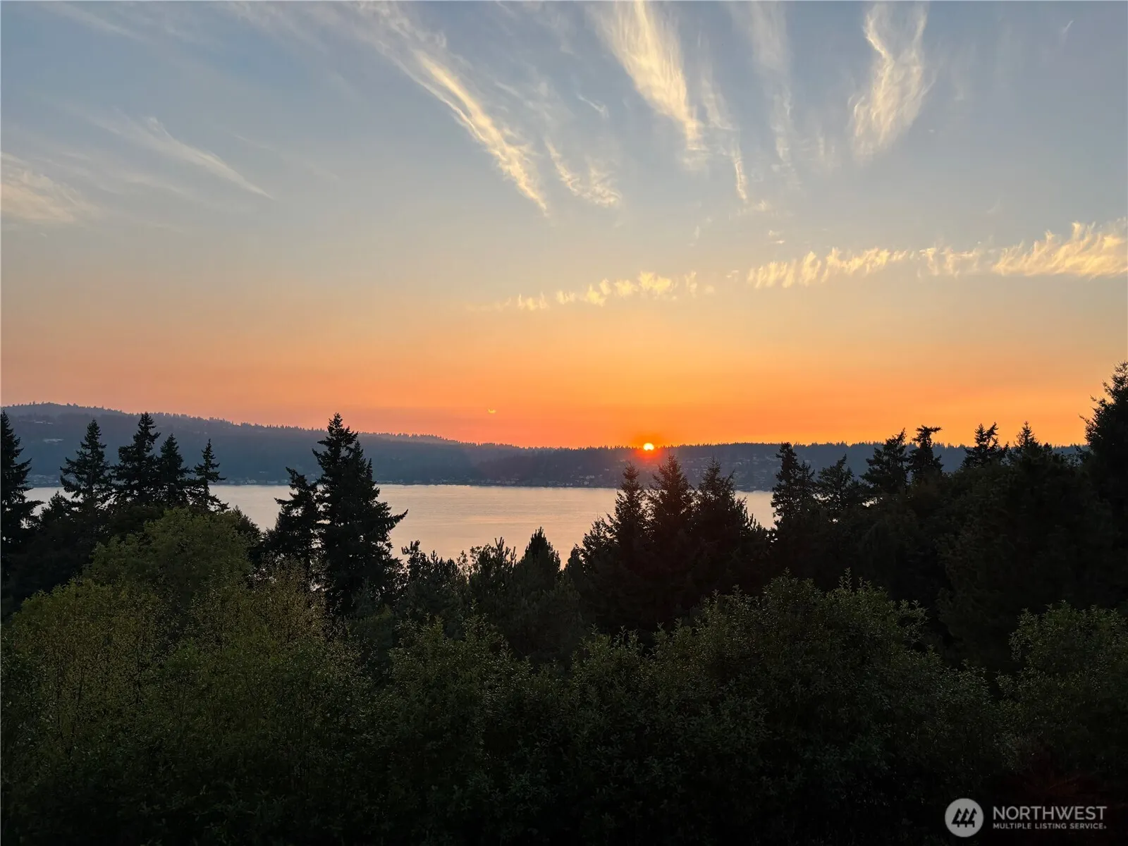 2409 196th Avenue SE, Sammamish, WA 98075