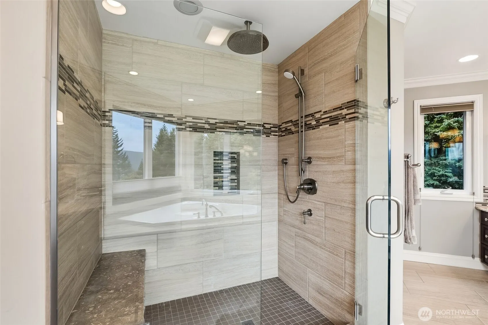 2409 196th Avenue SE, Sammamish, WA 98075
