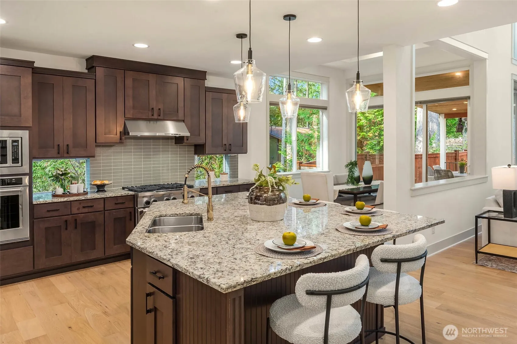 21245 NE Inglewood Hill Road , Sammamish, WA 98074
