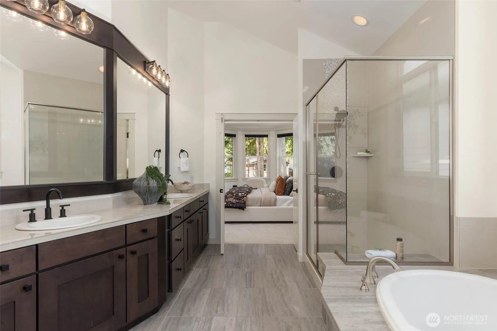 21245 NE Inglewood Hill Road , Sammamish, WA 98074