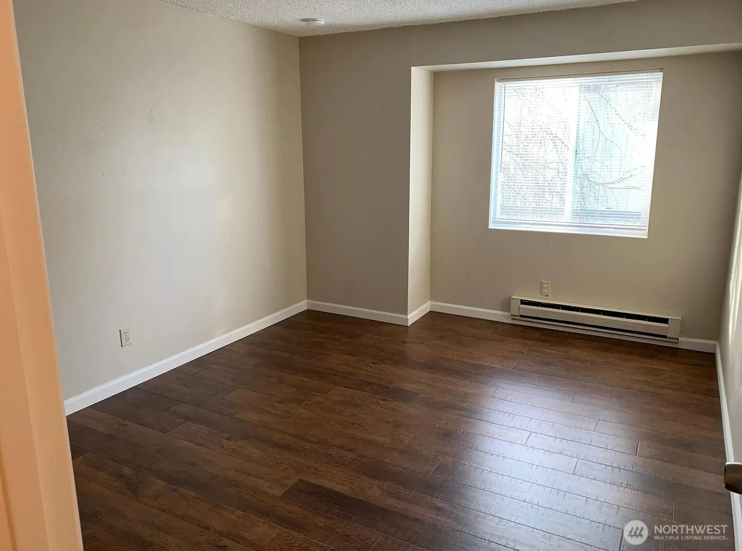 1609 Maple Lane #C5-C8, Kent, WA 98030